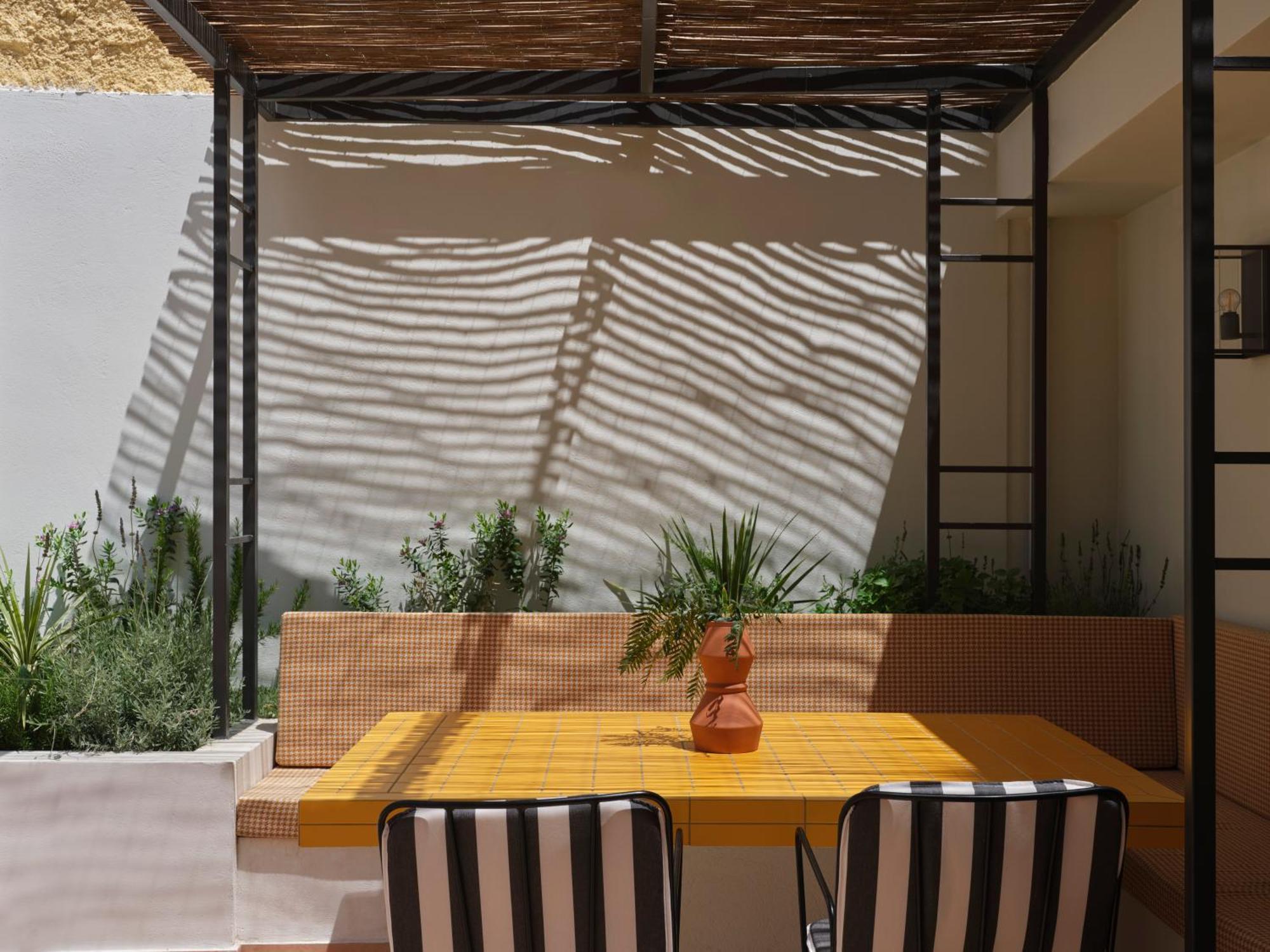 Astikon House Aparthotel Athens Ngoại thất bức ảnh
